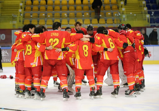 英超积分榜更新：曼城榜首压力加大,